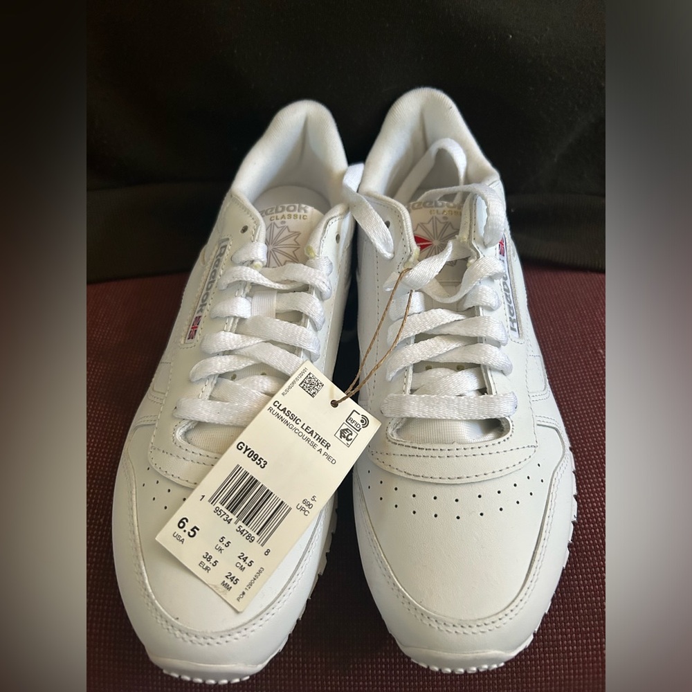 Reebok’s size 6.5 in men